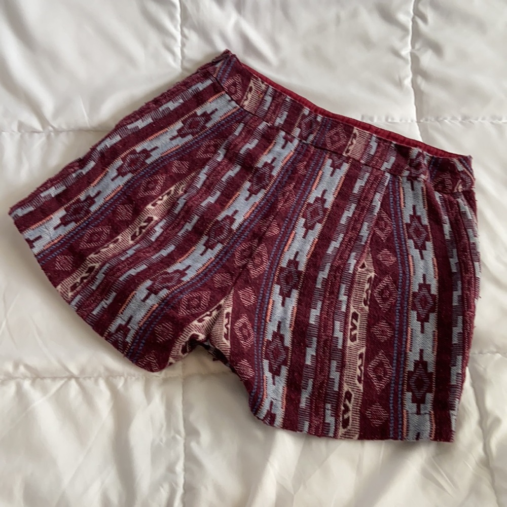 Aztec Pattern High Rise Shorts - Picture 2 of 4